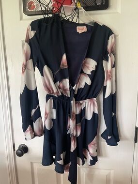 Showpo Navy Top with Pink Logo Tag